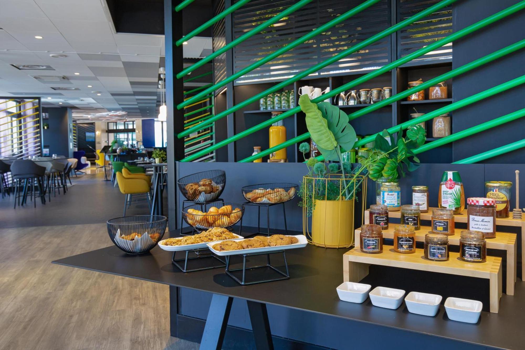 Mercure Hyeres Centre Cote D'Azur Eksteriør billede